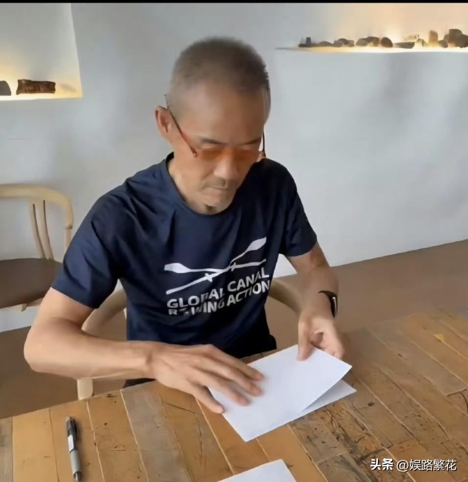 王石终于出手了！

6月22日，王石在社交平台转发了一则贴文，内容显示他已在6月