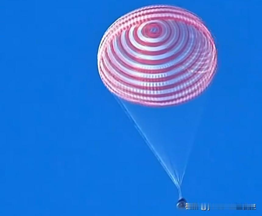 神舟二十号3名航天员顺利返航！
欢迎航天英雄陈冬、陈中瑞和王杰重回祖国母亲怀抱。