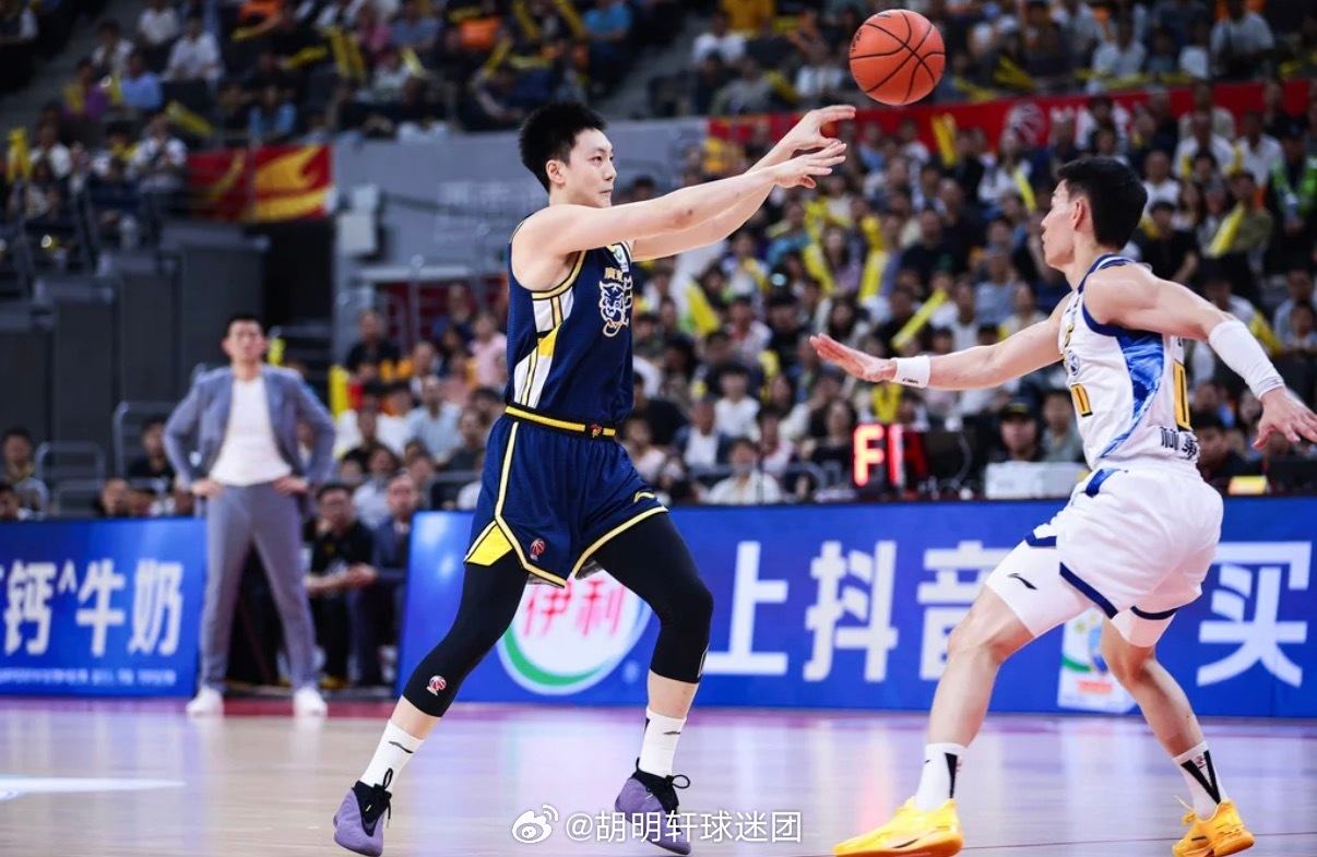 胡明轩广东男篮vs广厦男篮 🏀CBA联赛25-26赛季常规赛第34轮⛹️   