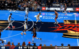 库里助小佩顿空接重扣，告诉你他的防守和传球有多棒！
北京时间11月4日，勇士和雷