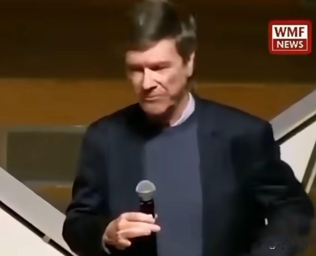 “这些难民来自哪里?”

他们是因为战争而来。战争从何而来?

来自我的国家——