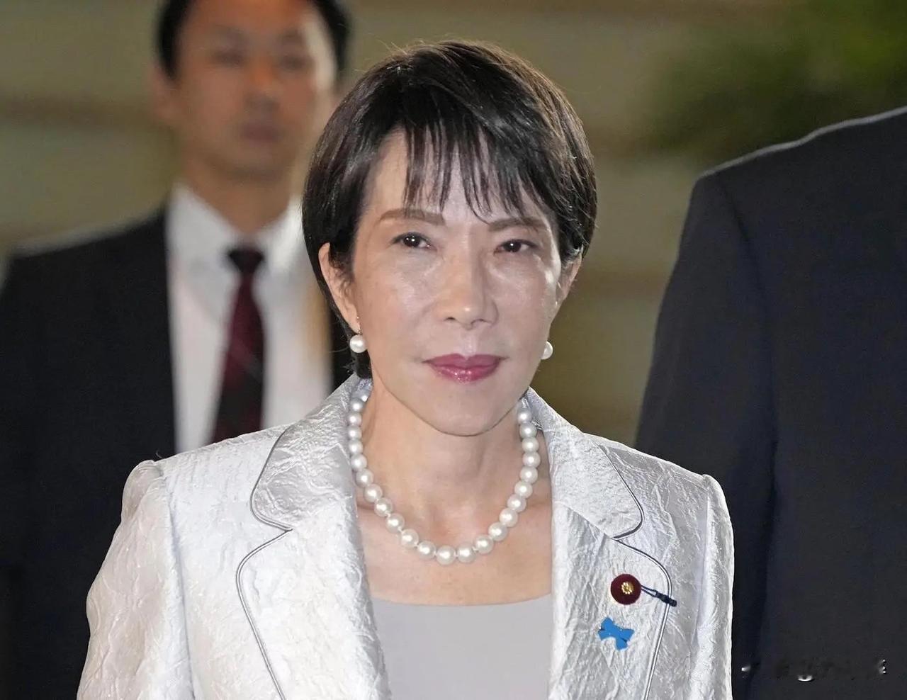 日本计划恢复“大佐军衔”，
这无疑是日本军国主义即将卷土重来的前奏！
二战结束后