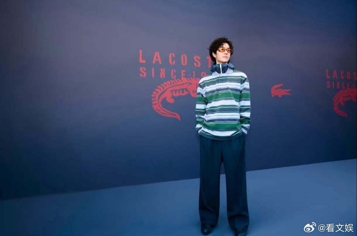 王一博就是有这种魔力大家都喜欢这个王一博大家都喜欢这个王一博，就是有这种魔力 