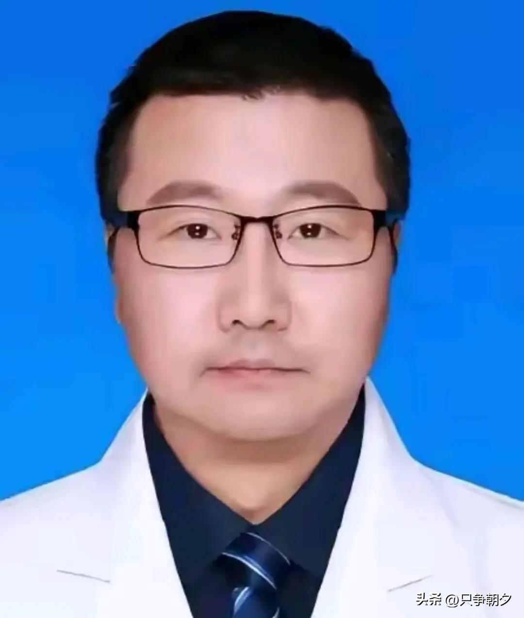 席玮医生深藏十四年的秘密，终究还是被揭发了。
 
作为江苏省肿瘤医院副主任医师，