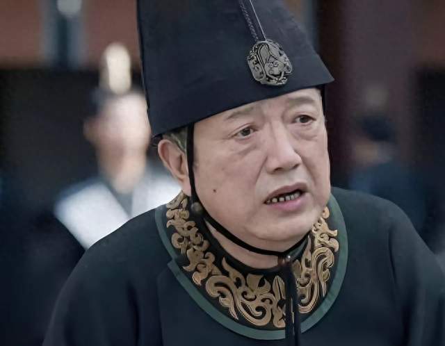 令人唏嘘！15岁进厂做工，37岁才拍戏，老戏骨秦焰一生甘当绿叶