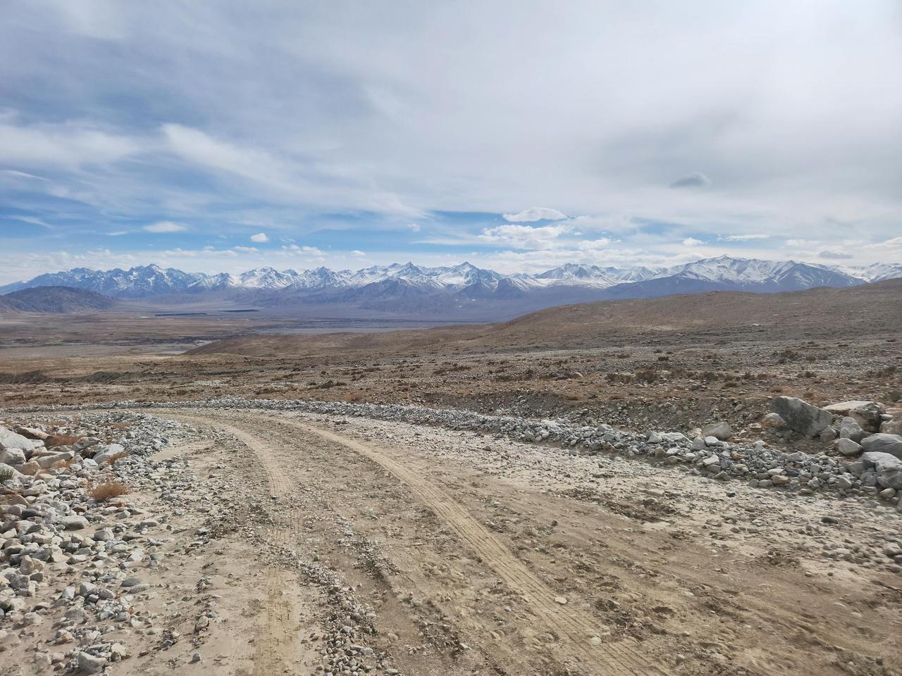 翻昆仑、越天路，自驾帕米尔，目之所及皆是震撼，心之所向尽是自由。帕米尔 中国强全