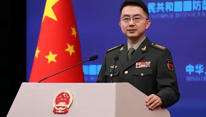 昨晚看到国防部一则通知，人一下清醒。说的是2026年起，凡18周岁男性公民，都要