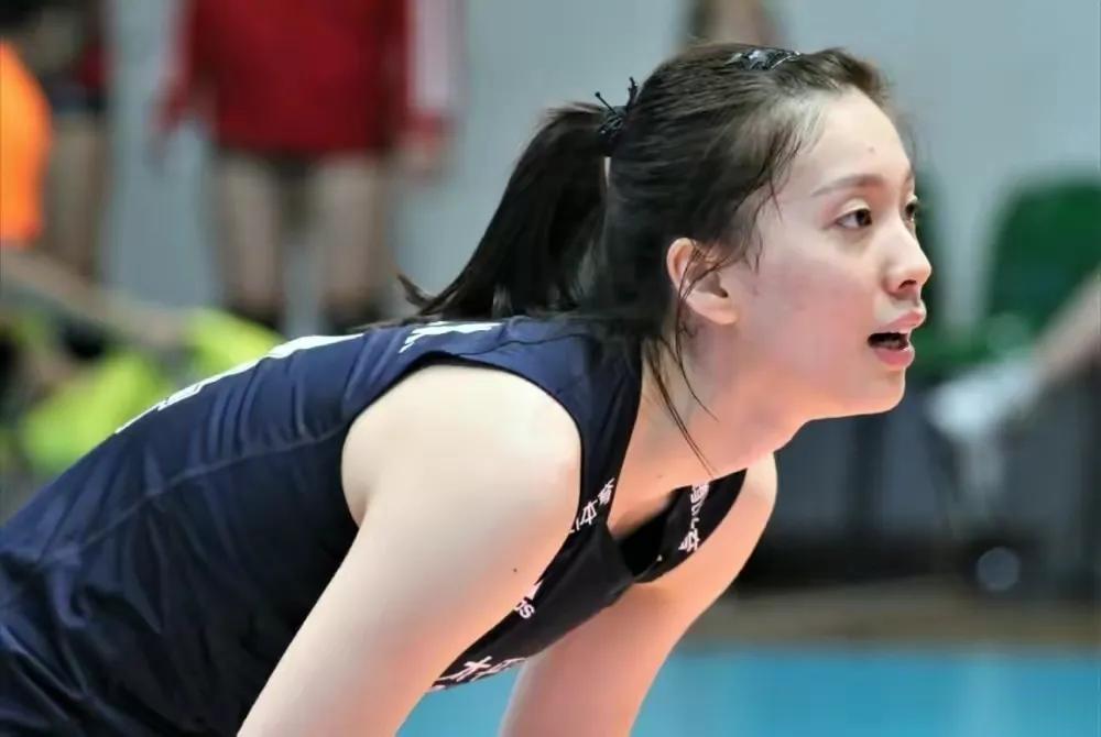 女排奥运资格赛即将打响，中国女排接应位置仍然是软肋。

主攻方面，虽然朱婷未能回