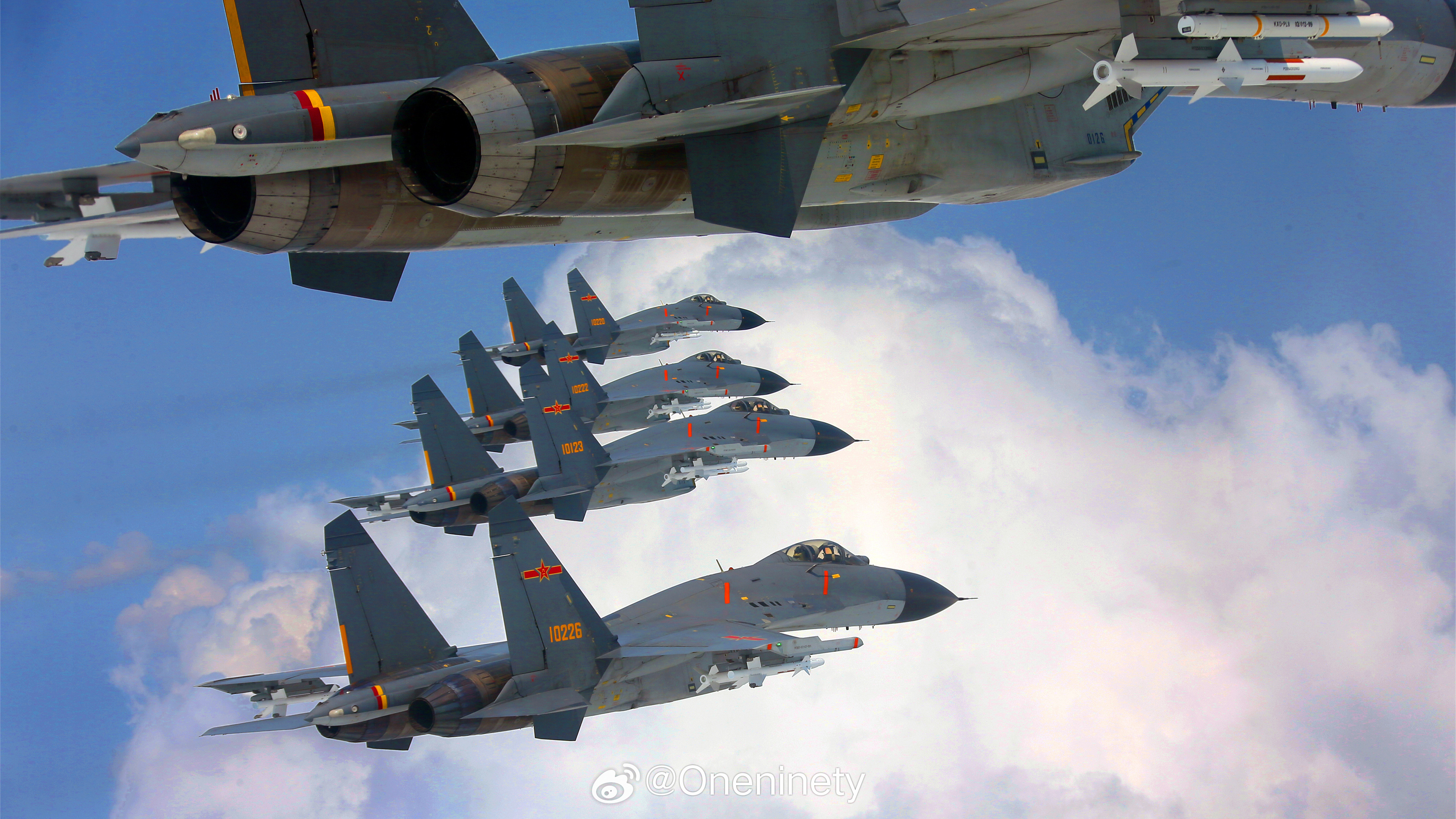 歼-11密集编队飞行190视角 ​​​