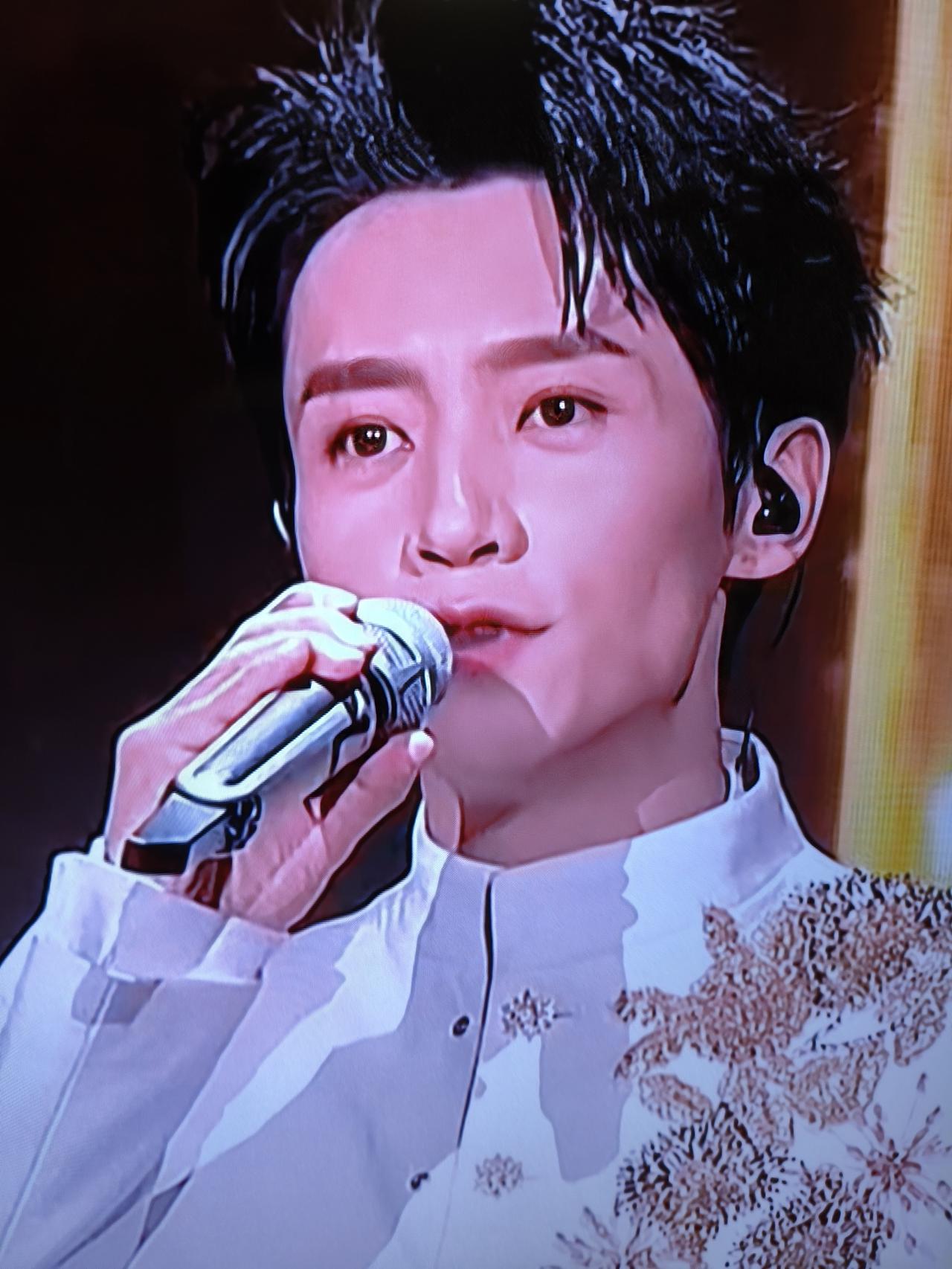 央视春晚魏晨真帅，许他再少年！