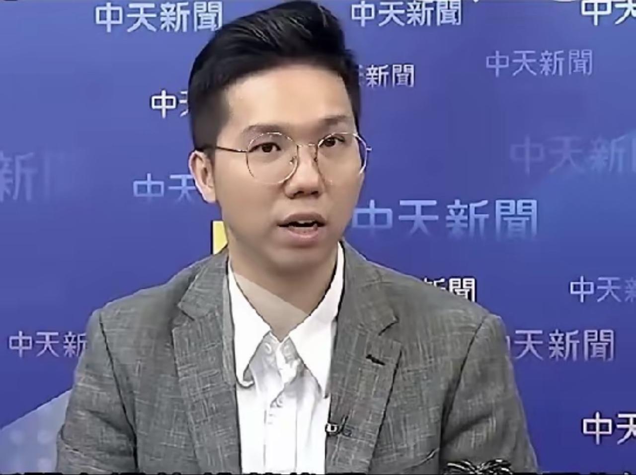 不是很懂啊，像什么历史哥之类的各个台湾网红外网账号怎么会都被封呢？！不是言论自由