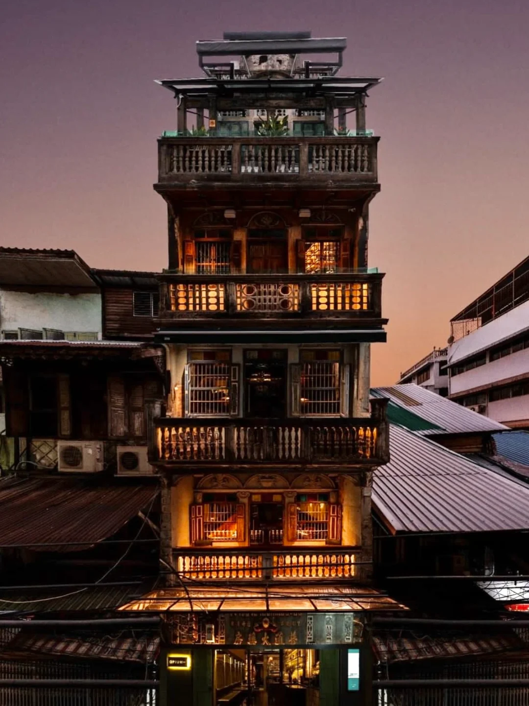 曼谷🇹🇭药材店变身中餐厅！附近民宿也超赞！