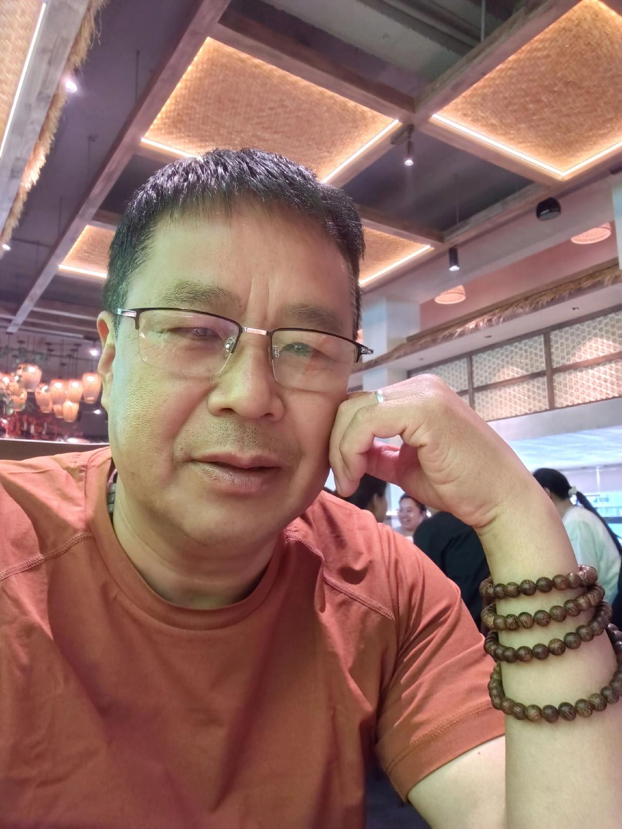 谁每天不吃饭，今天不正常的发一下，吃饭作