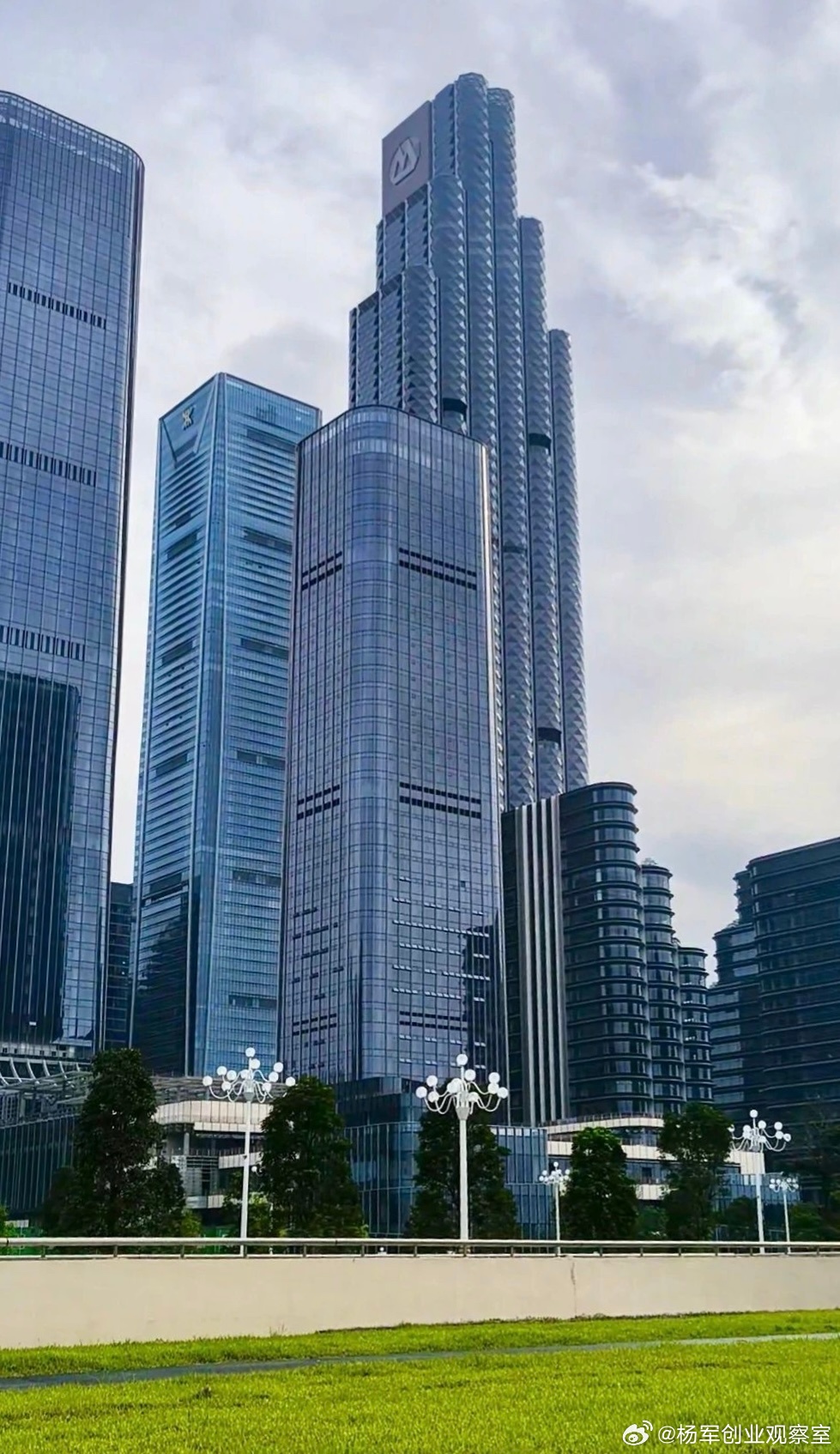 低空与数字化在基建领域的落地实战，一句话：传统“哑设施”正在进化为“会思考的生命