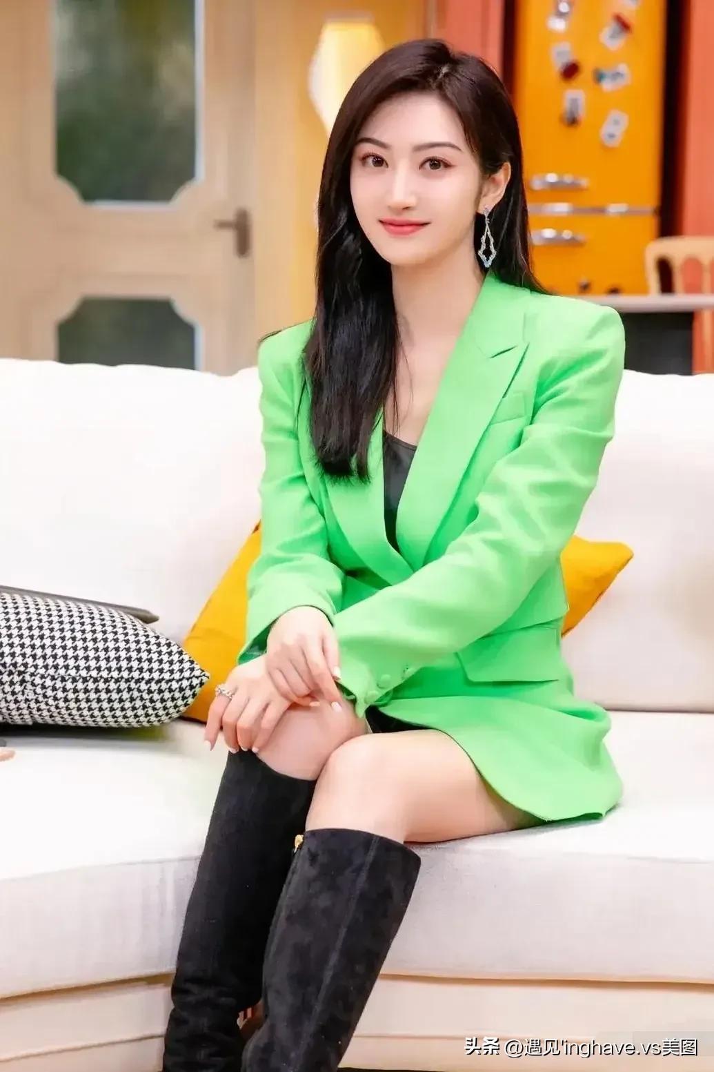 景甜大美女气质好