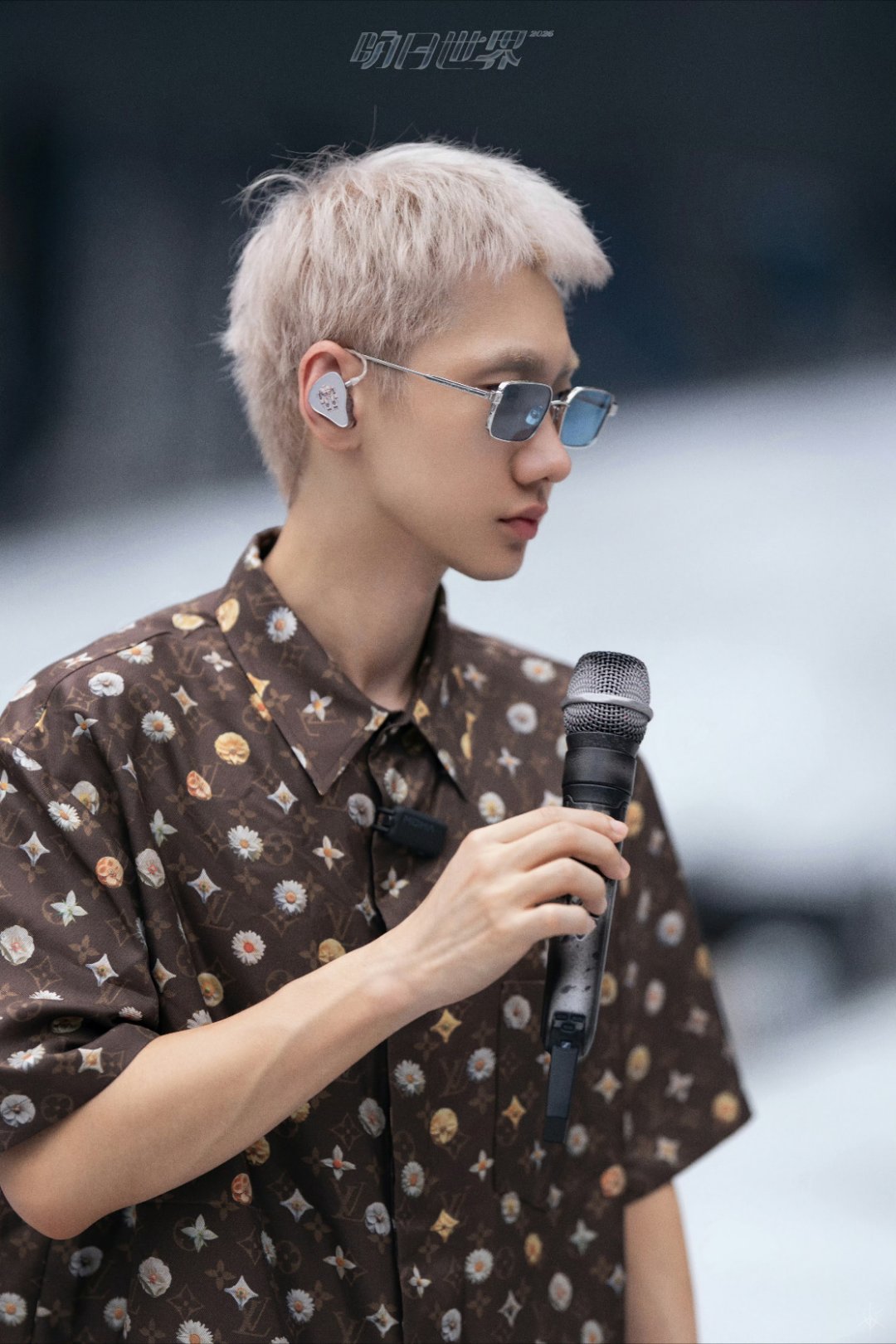 汪苏泷演唱会五块钱如何花三天循环回看汪苏泷演唱会这段，笑点直接拉满，好好抒情突然