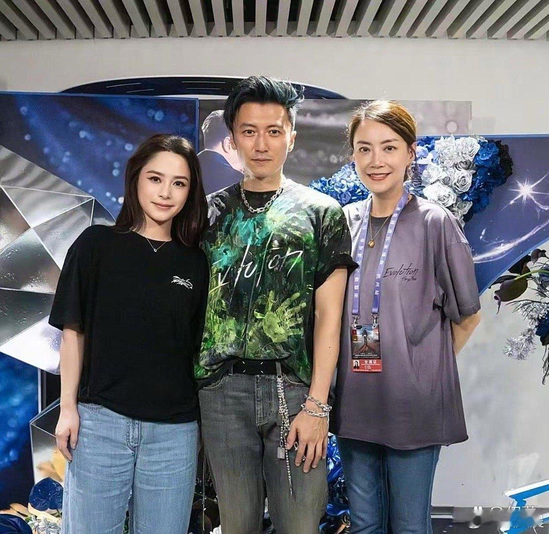 谢霆锋这状态，难道是紧张了？ ​​​