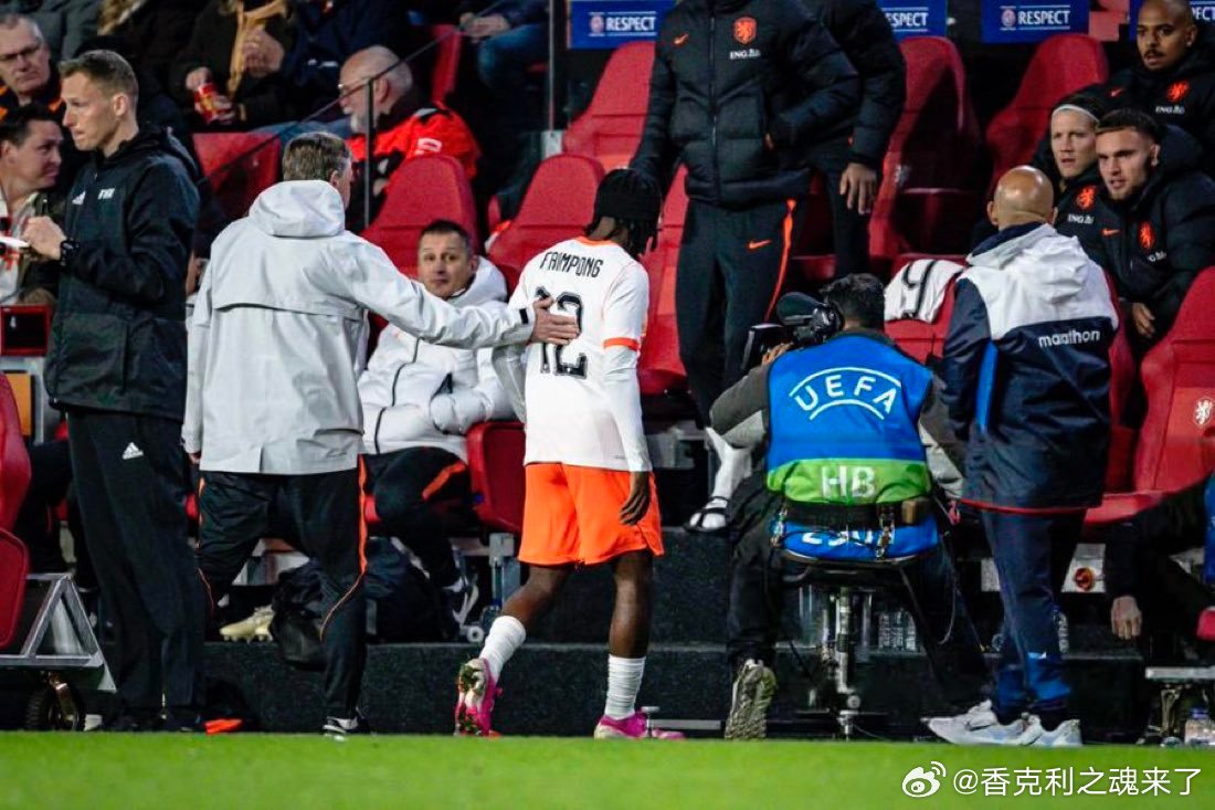 本赛季弗林篷受伤记录▪️25年8月：对阵伯恩茅斯时因腿筋受伤被换下▪️25年10