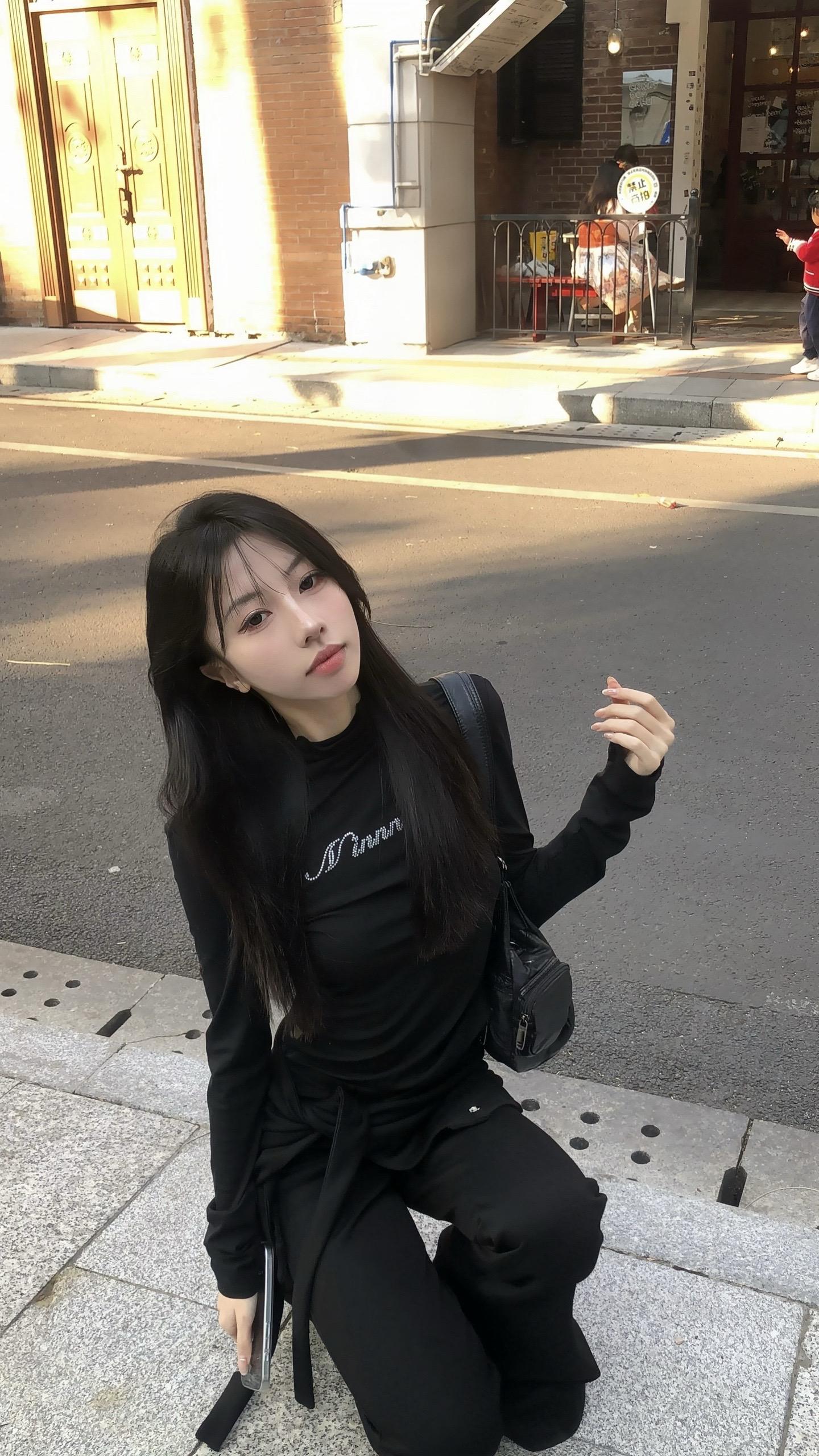 早说过了 有些感觉只能我给你