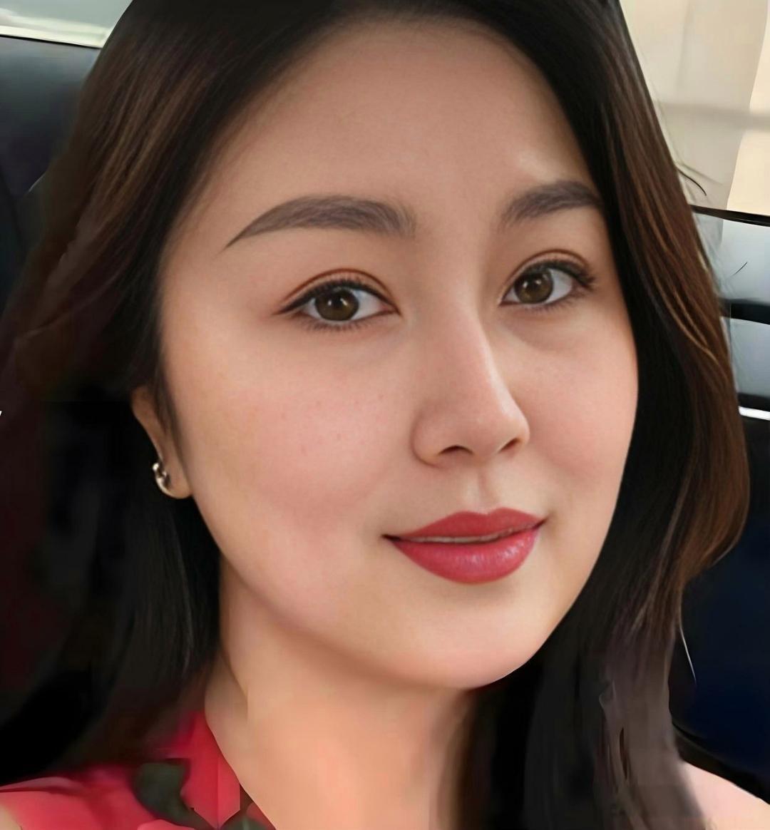 如何一眼判断女人是否好色？好色两字又没刻在脑门上，如何判断呢？其实一些蛛丝马迹，