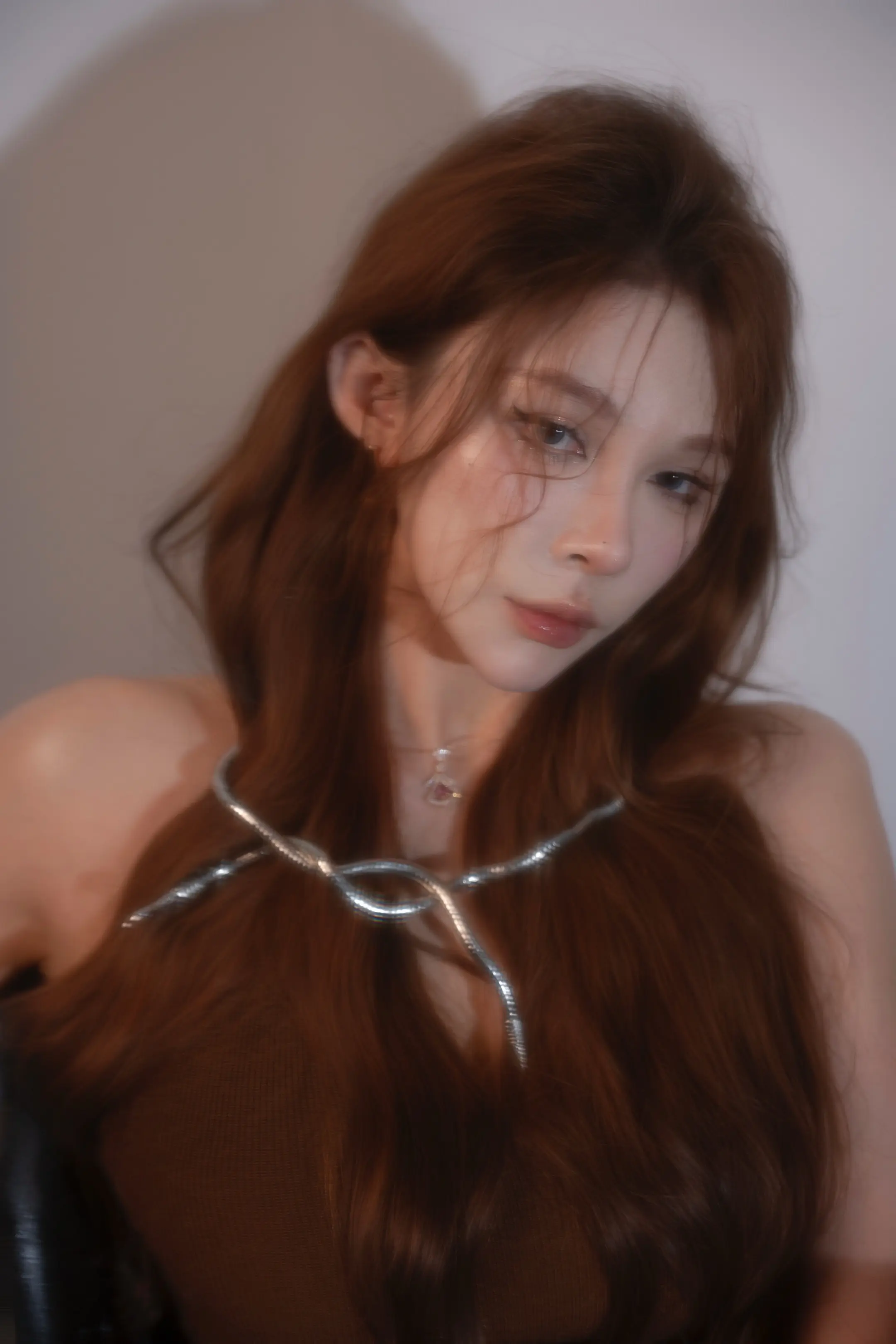 你又给那个女的点赞 你要逼死我吗