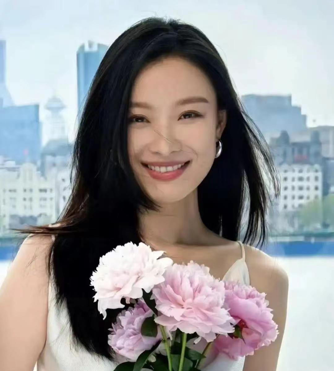 倪妮的出身，不查不知道，一查才发现，倪妮。倪妮的出身，不查不知道，一查才发现，倪