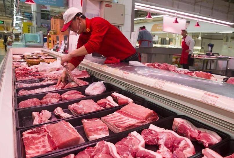 别再误以为是砸价了！国家一口气投放 5700 吨储备冻猪肉，根本不是冲着把猪肉价