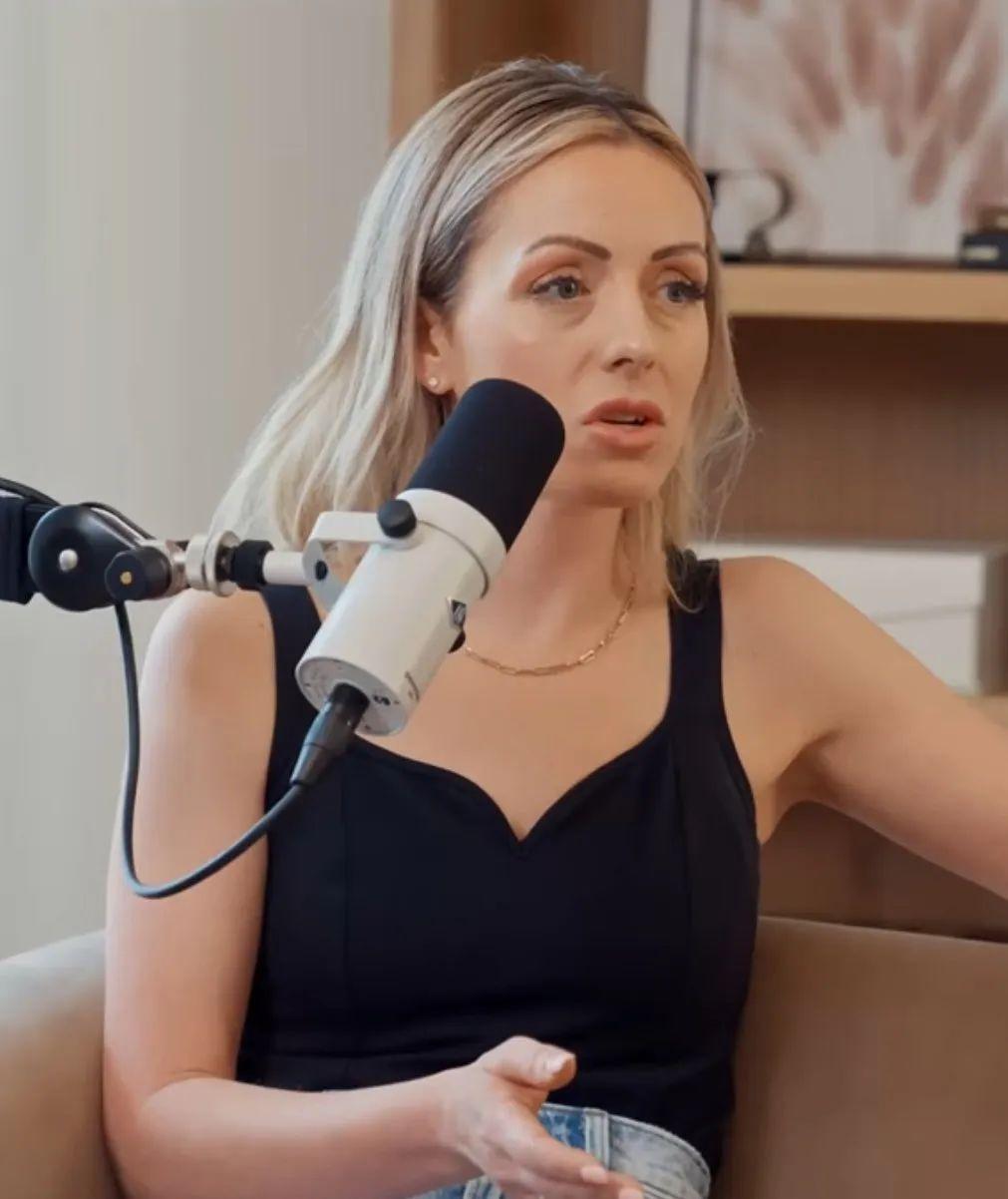 Lady Gaga在纽约大学的前同学Carly Waddell说，她不是她的粉丝