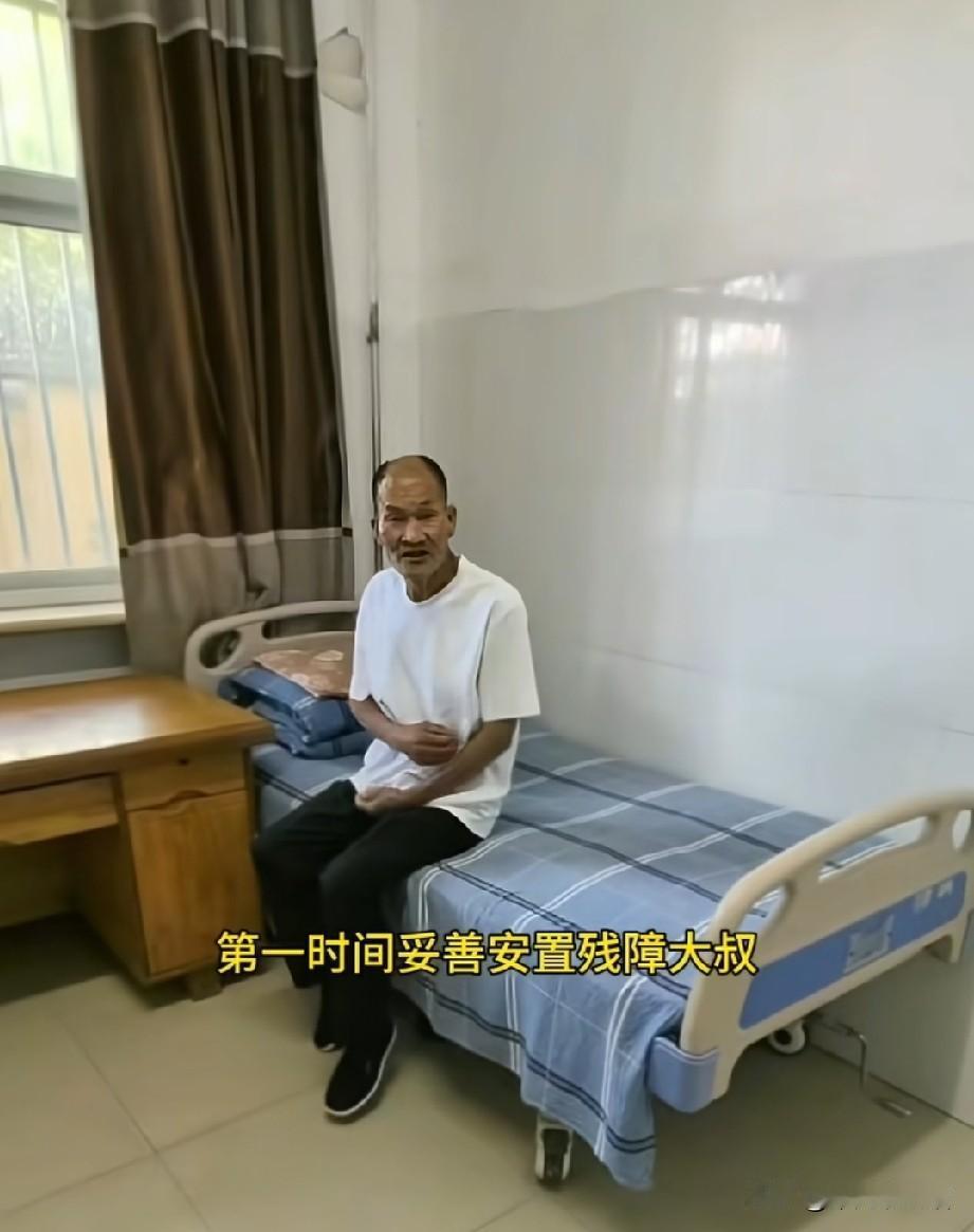 郭大爷搬水泥20年被曝光后，关于赔偿，这3个法律真相你可能想知道。
第一，刑事追