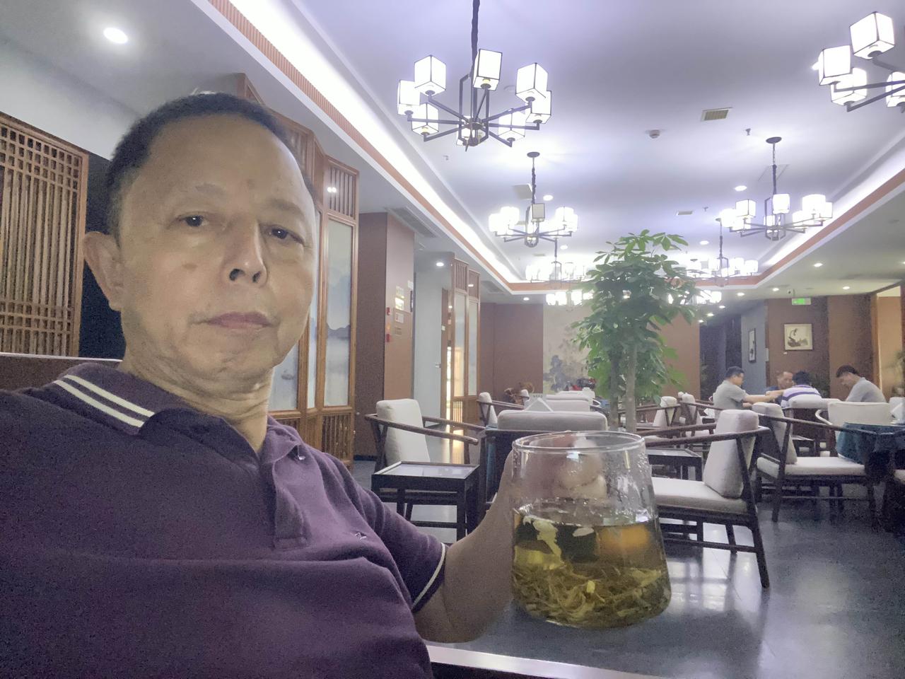 撤军？普京岌岌可危！

各位网友晚上好，让我们继续关注俄乌之战。我们都知道，乌克