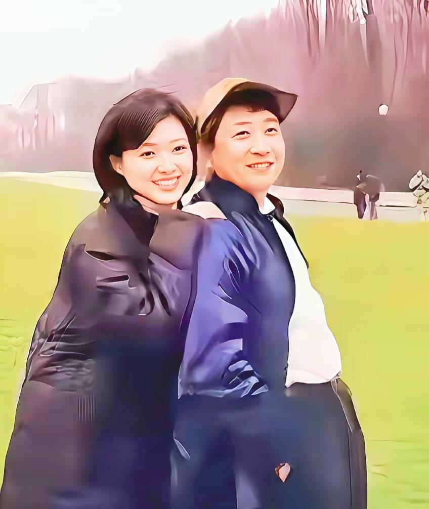 三十三年前的照片，谁能认出他俩？