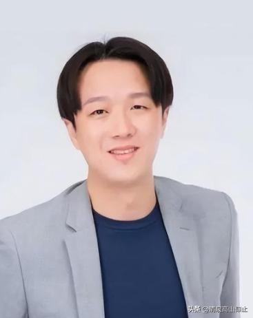 “田鼠哥”节目要请“双黄”！

作为绿营名嘴，“田鼠哥”李正浩欲在节目中，请黄玮
