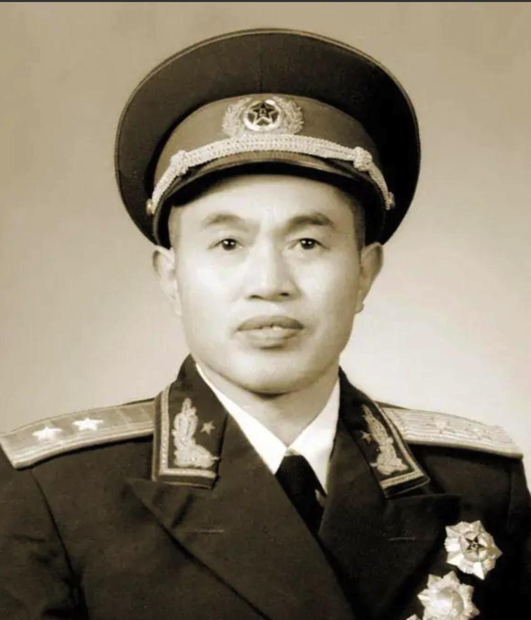 1969年，皮定均视察甘肃张掖，发现几个十几岁姑娘赤身蜷缩墙角，村长却说："这是