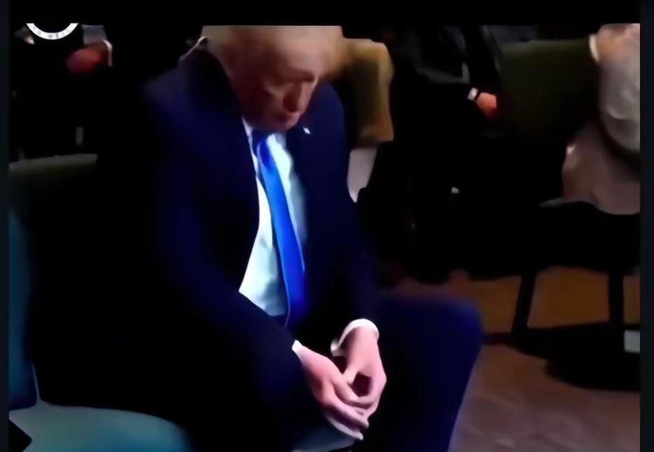 面对帝国末期垂头丧气的老特，这也许就是宿命的安排。

再也没有海湾战争时期西方列