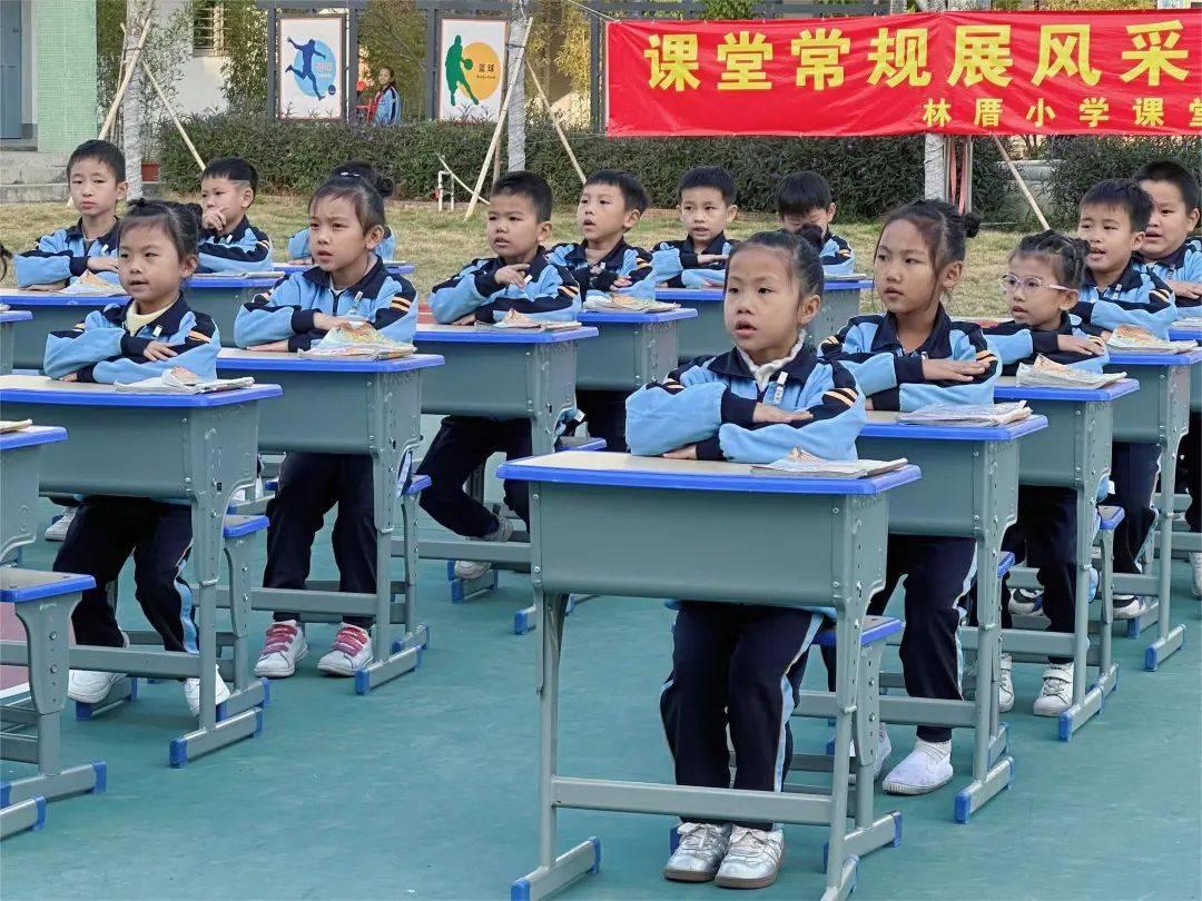 “标准答案是毁灭思想和智慧的毒药”
标准答案用单一、固化的结论，取代了探索、质疑