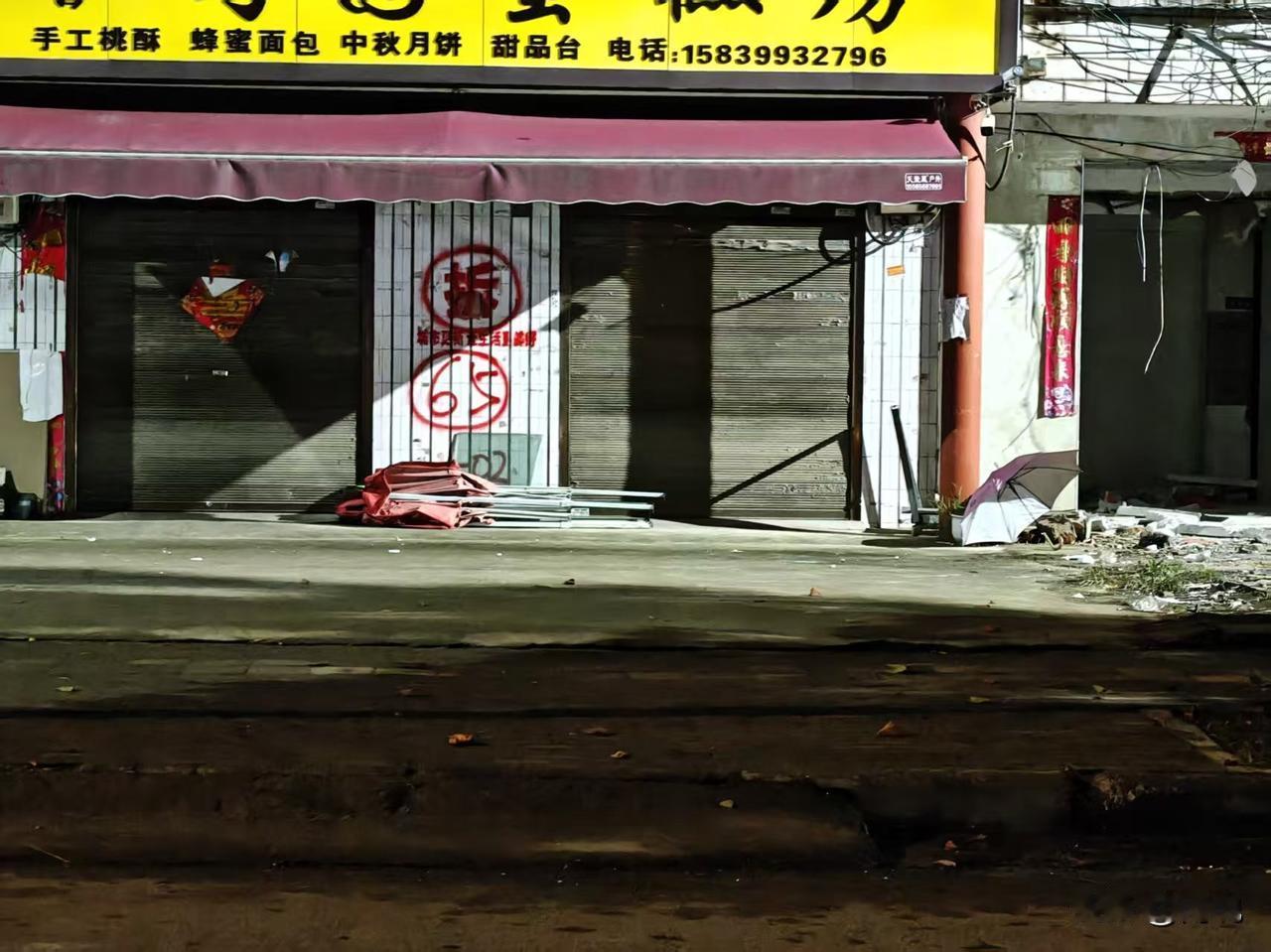 南阳龙安大道改建最新现场实况来了。
根据原计划，这条道路本应于今年初开始施工，但