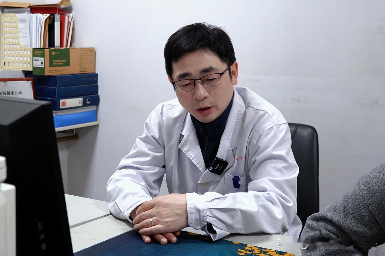 【案例分析】二弟软趴趴，只能望门兴叹？中医一方，助你硬如长枪！

患者问题：
1