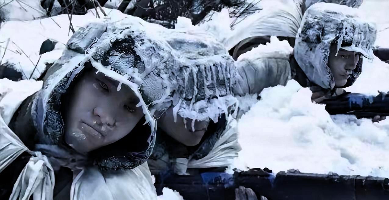 长津湖之后，再无平安夜。
美国人的平安夜是上帝给的，我们的平安夜是志愿军战士给的