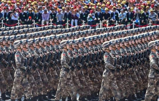 现在很多西方国家包括美国，都在思考一个问题：中国人民解放军到底能打多强，战斗力怎