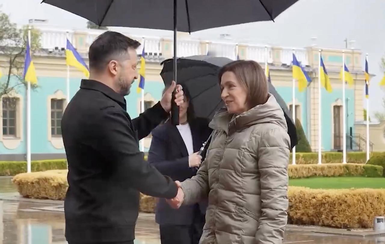 莫斯科做梦也没曾料到，乌克兰竟想帮另一个邻国从俄罗斯手里“收复失地”。刚刚在基辅