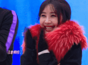一把抱住自己的偶像雷军是什么感觉如果可以一把抱住雷军，估计很多人都会紧张到手足无