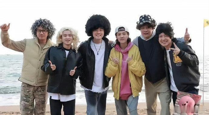 五哈学不解释五哈学也精彩 五哈学不解释，五哈学也精彩，咱就说五哈兄弟团也很精彩，