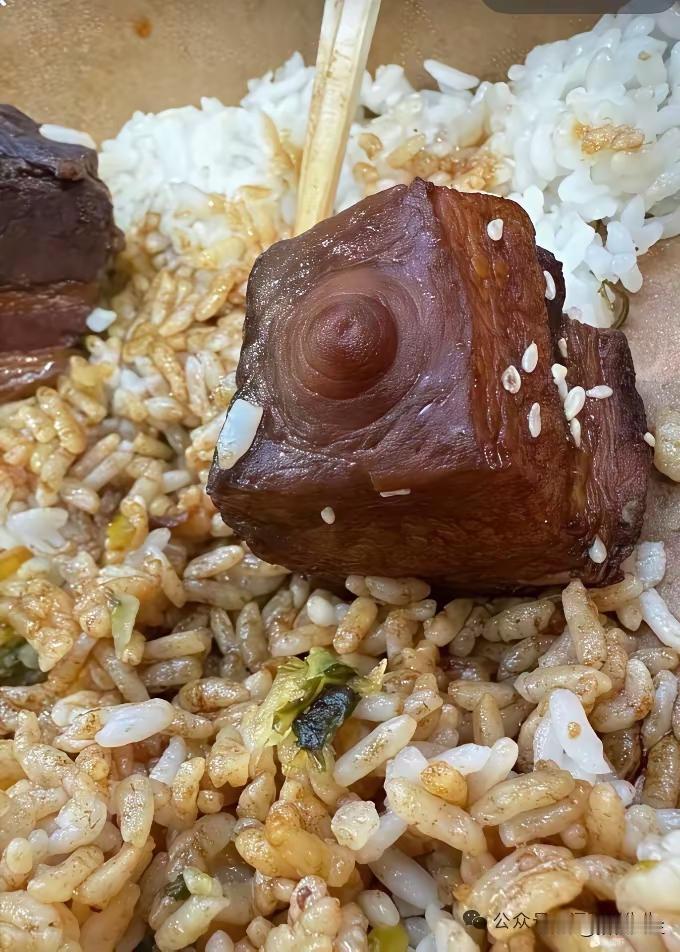 出差快半个月了，
想老婆了……