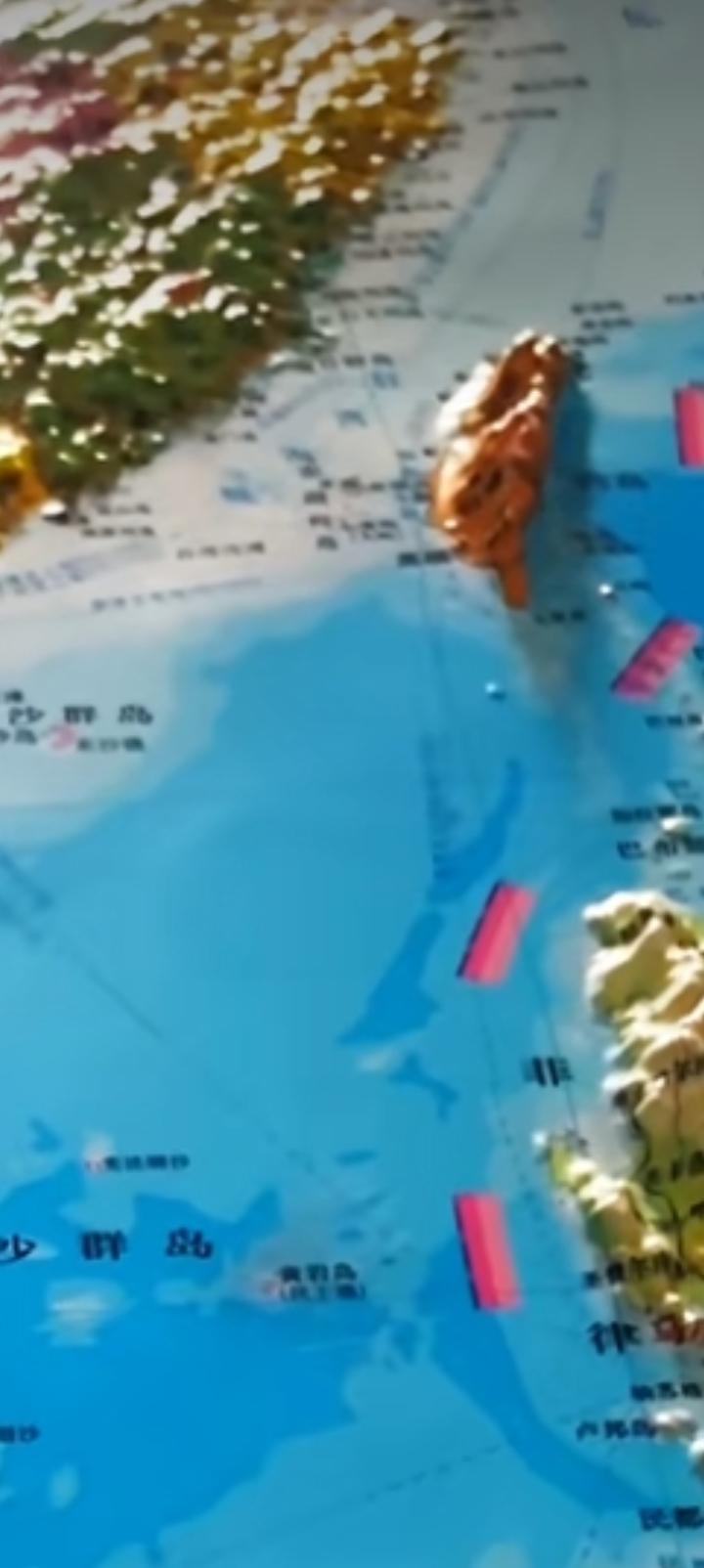 黄岩岛实控后有个问题，常年看着费用太高。
虽然只有东南方向一个出口，可是仅放个监