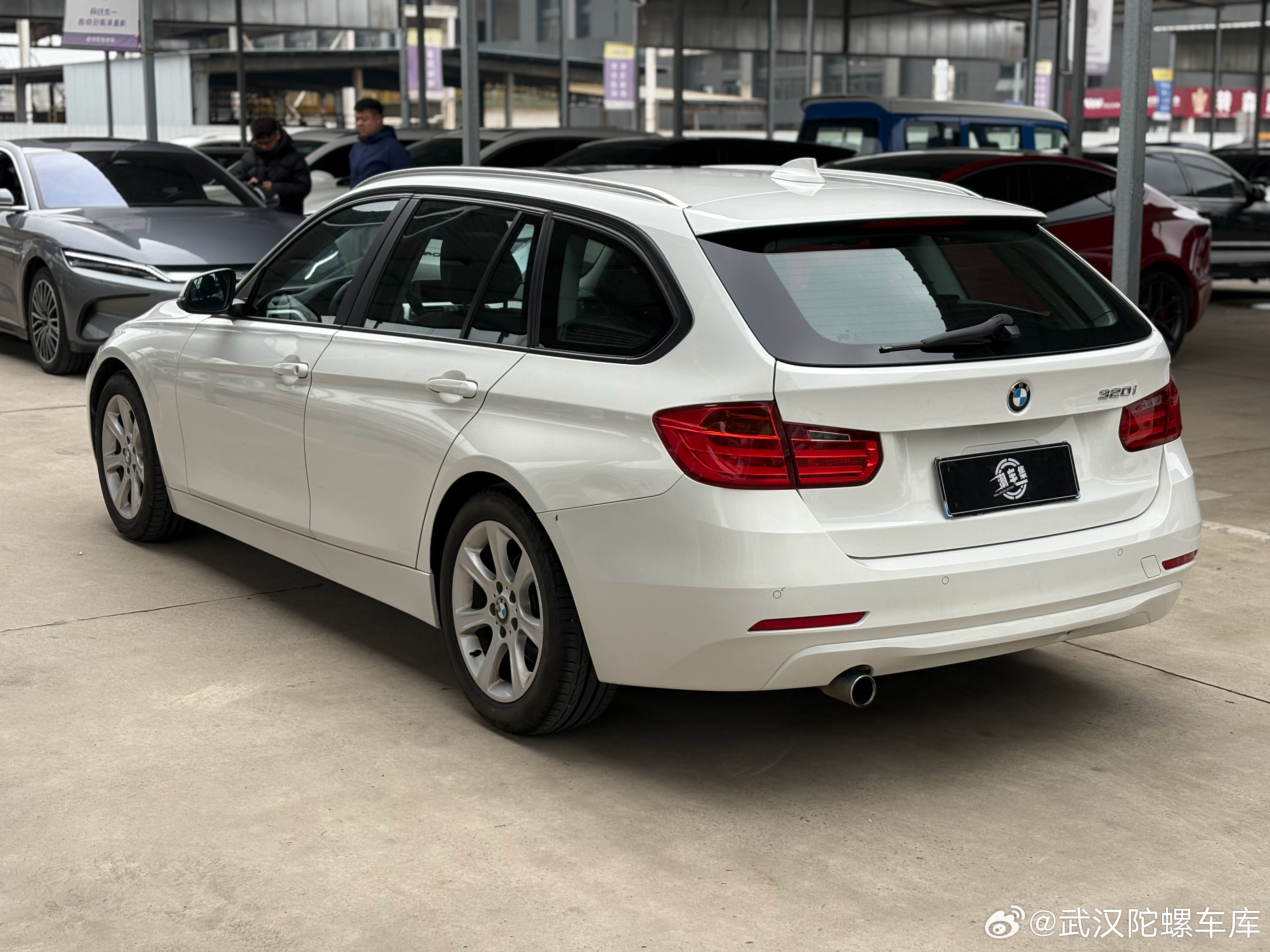 稀有 14年 进口宝马320i时尚 旅行版一手 实表6万多公里 原版两件补漆素车