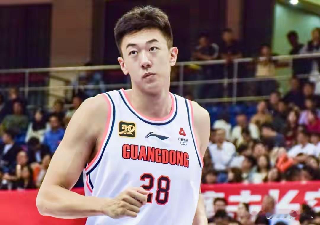 CBA新赛季，哪支球队会成为黑马？
北京北控很可能会成为黑马，原因是上赛季排名1