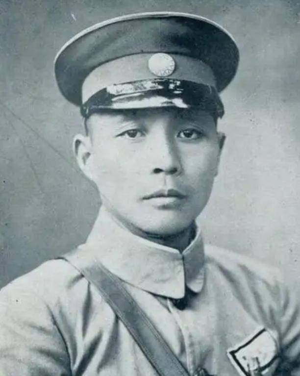 1929年，钱大钧的妻子欧阳藻丽病重，为了几个孩子不被后妈欺负，她便提出让妹妹嫁