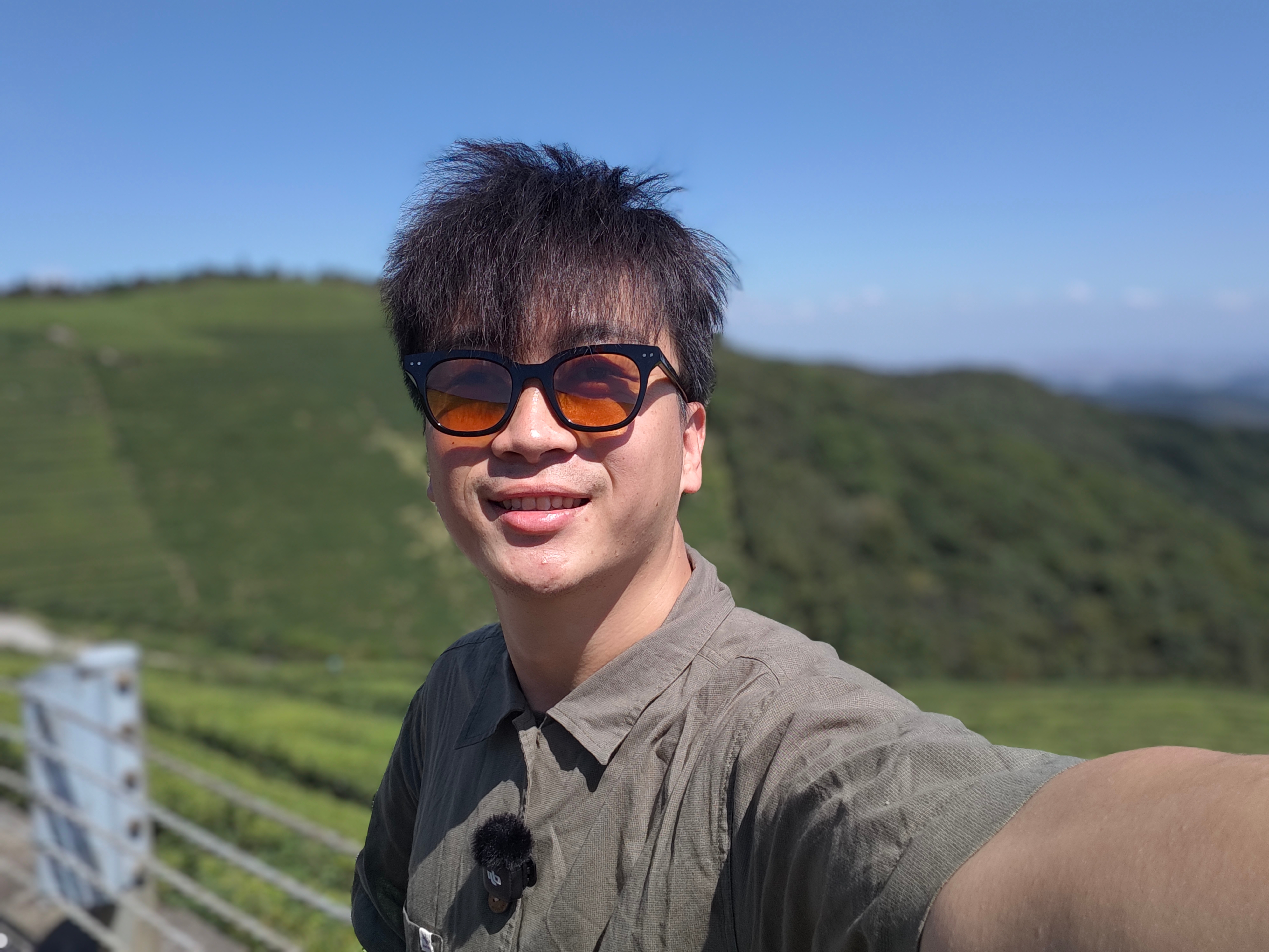 闪现到宁波拍焕新版极氪001官方包了一座茶山可还行头一回可以合法跑山[允悲]  