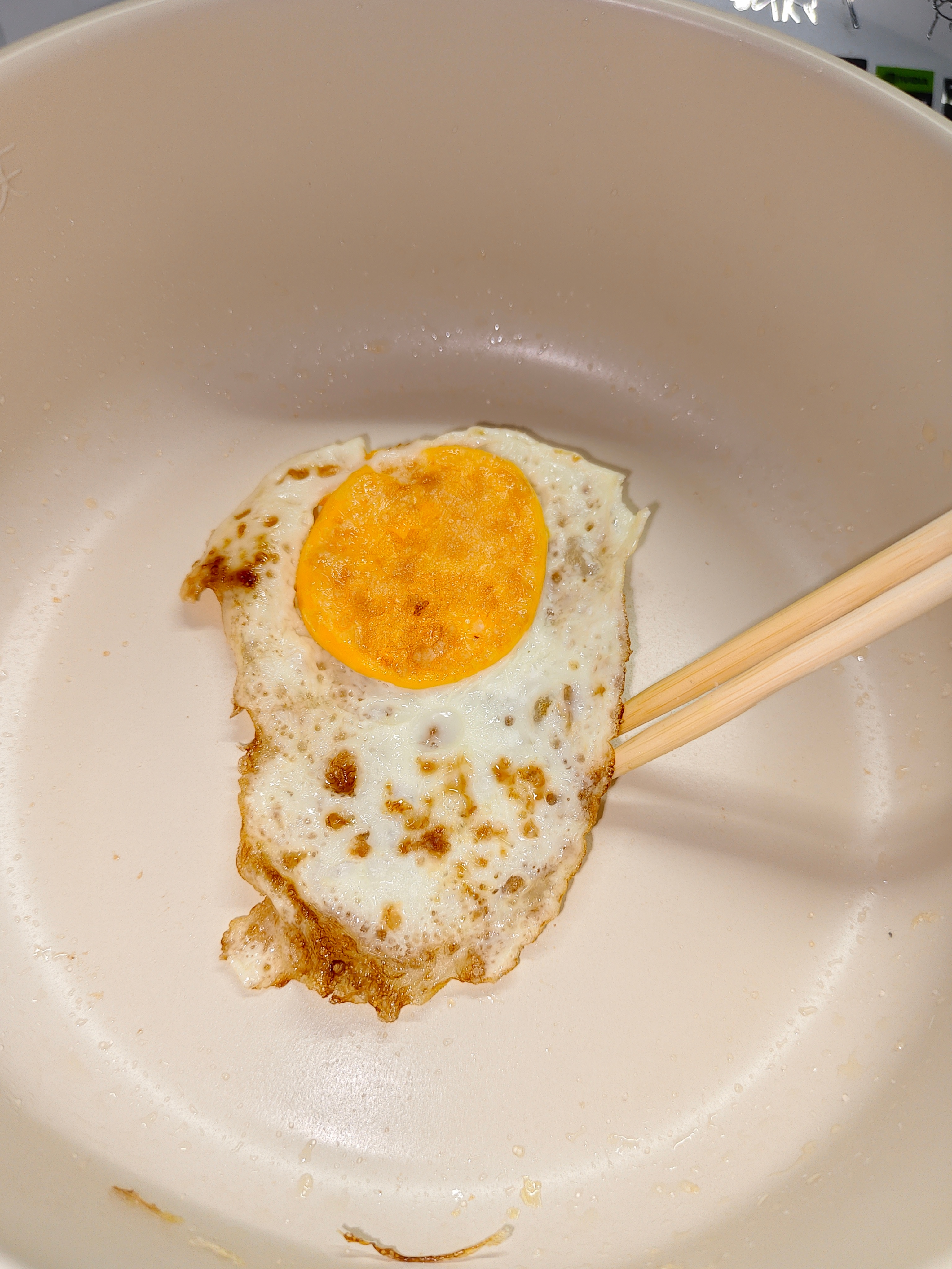 宿舍煎蛋🍳歪瑞古德 