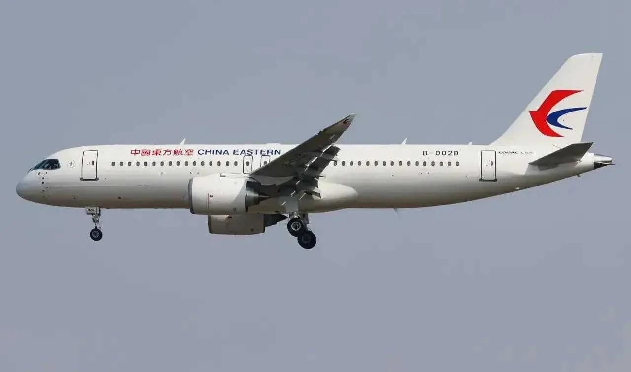 【C919与ARJ21翱翔东南亚，政府专机为何不首选国产？】中国商飞的C919和